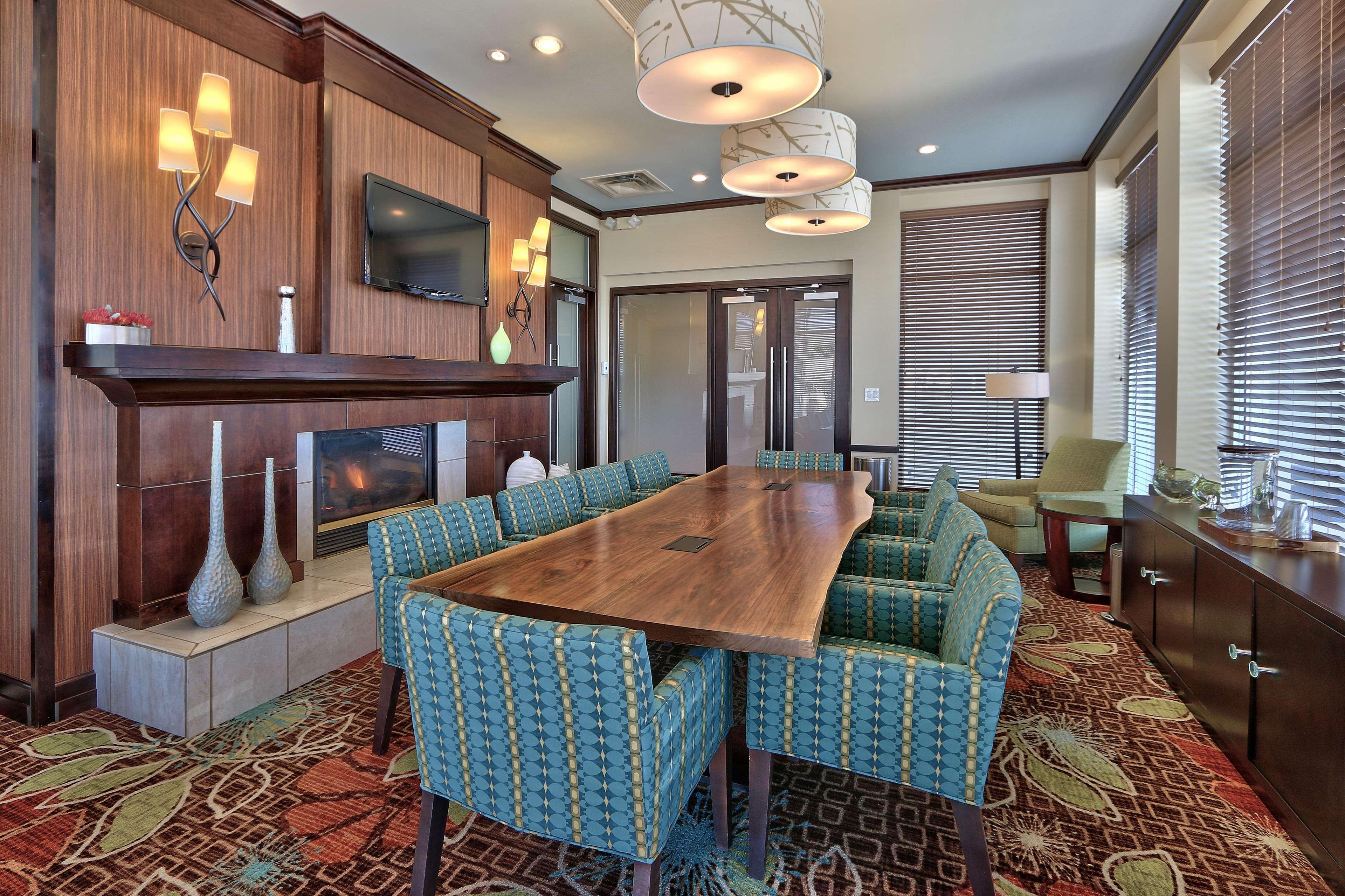 Hilton Garden Inn Albuquerque Airport Zewnętrze zdjęcie