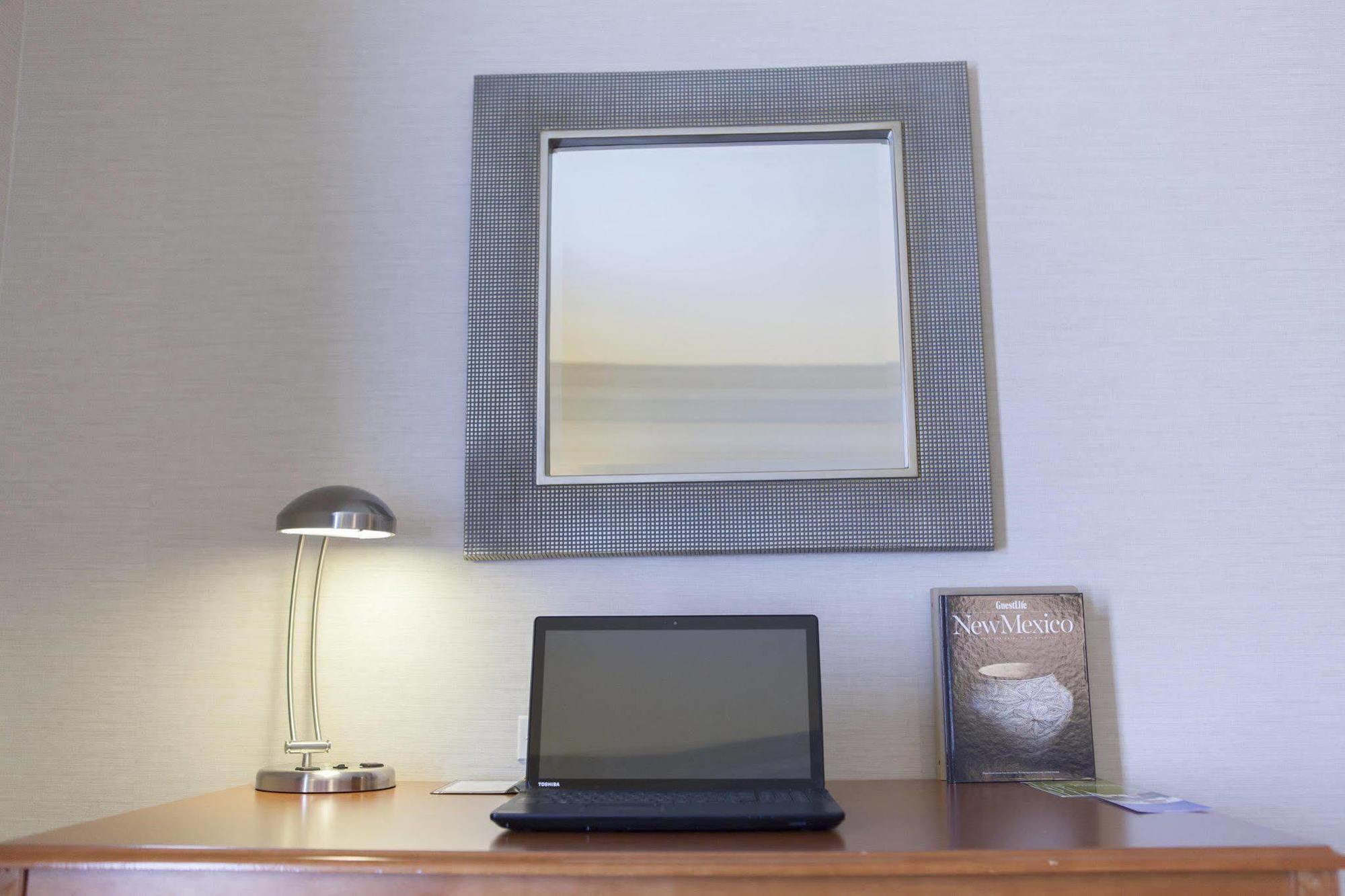 Hilton Garden Inn Albuquerque Airport Zewnętrze zdjęcie